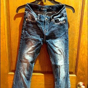 Girls Grace in LA jeans